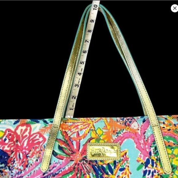 Lilly Pulitzer tote - Picture 6 of 8